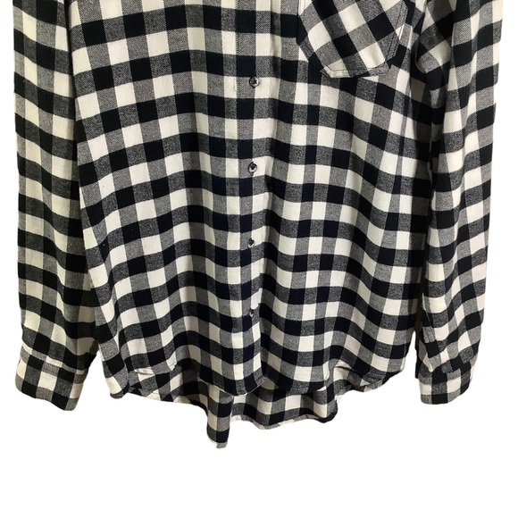 Peloton Buffalo Plaid High LowButton Front Shirt - Picture 3 of 7